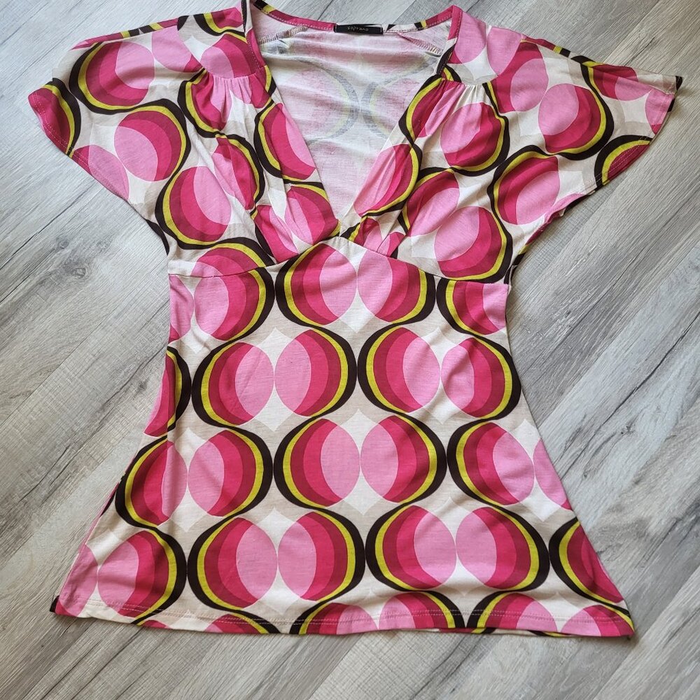 SOPRANO Women's Blouse Medium Pink Brown Chartreuse. Made in the U.S.A. EUC
